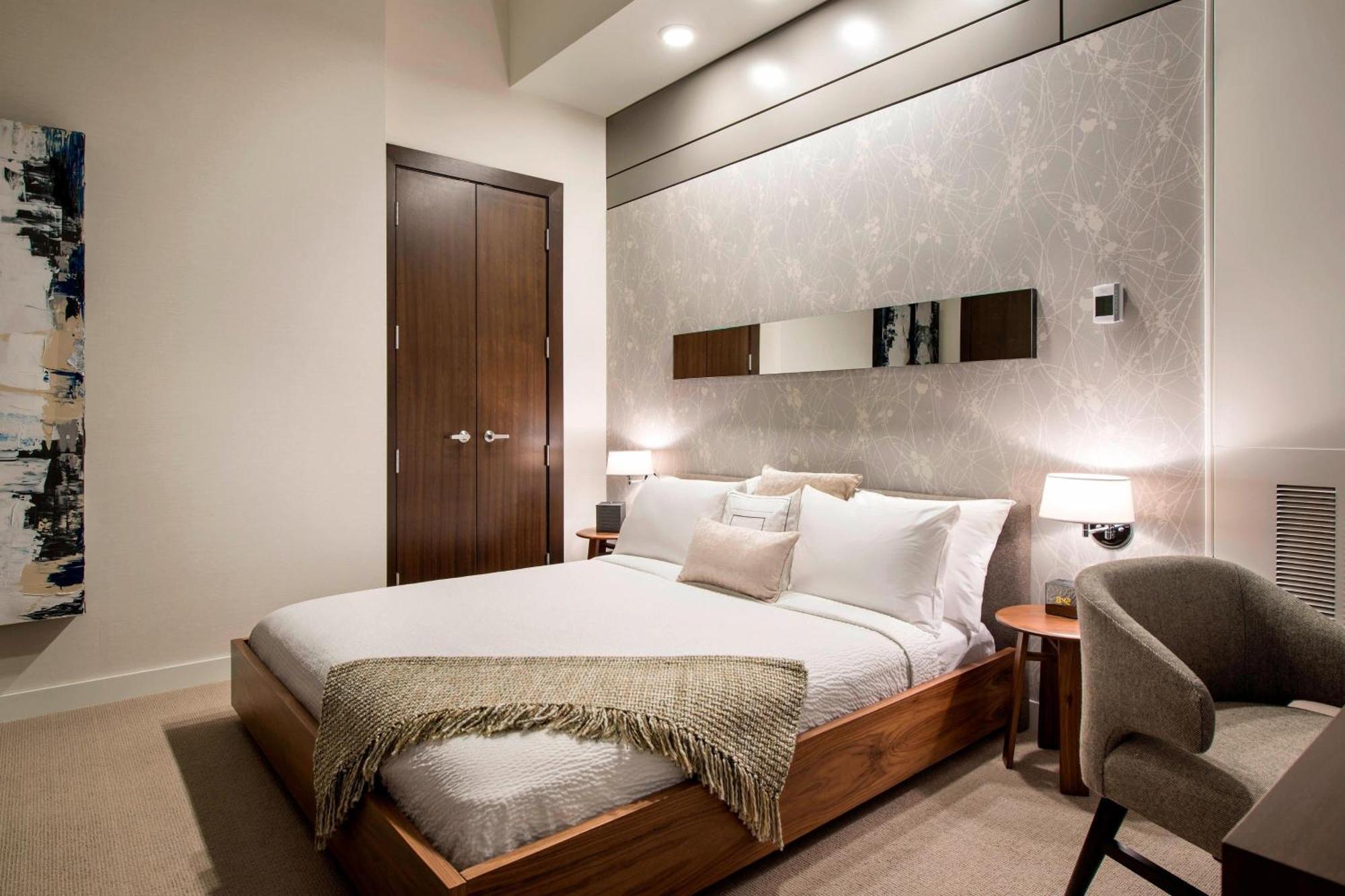 Courtyard By Marriott Calgary South Hotel Exterior photo